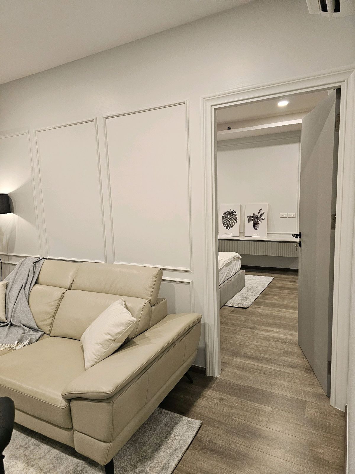 For RentCondoRatchadapisek, Huaikwang, Suttisan : 🔥For urgent rent🔥Soho Bangkok Ratchada near MRT Huai Khwang, extra large room size, Low Floor (foreigners welcome)