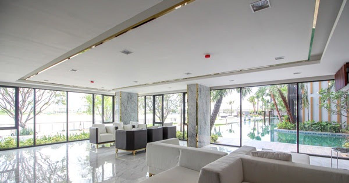 ขายคอนโดนนทบุรี บางใหญ่ บางบัวทอง : 🔥ขายด่วน🔥คอนโด Metroluxe Riverfront ห้อง Duplex ชั้น 1–2 อาคาร D วิวแม่น้ำเจ้าพระยา (ราคาขายถูกกว่าราคาประเมินธนาคาร)