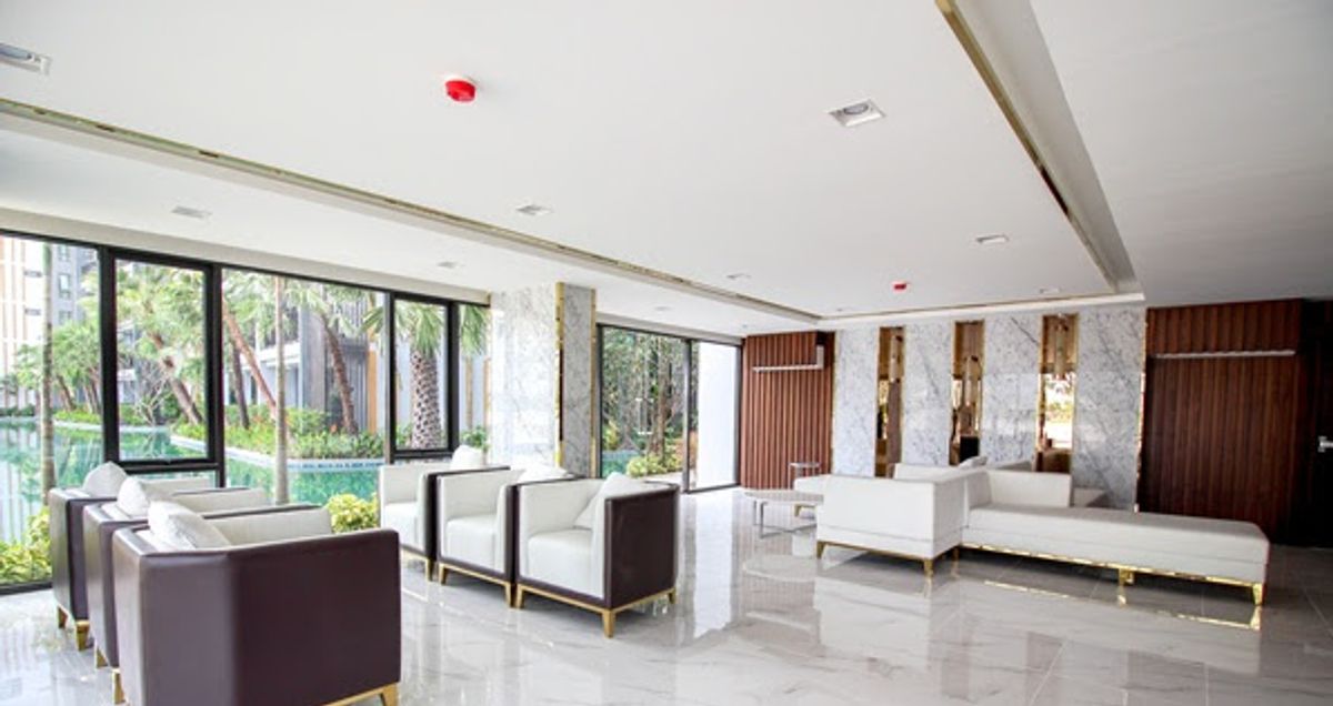 ขายคอนโดนนทบุรี บางใหญ่ บางบัวทอง : 🔥ขายด่วน🔥คอนโด Metroluxe Riverfront ห้อง Duplex ชั้น 1–2 อาคาร D วิวแม่น้ำเจ้าพระยา (ราคาขายถูกกว่าราคาประเมินธนาคาร)