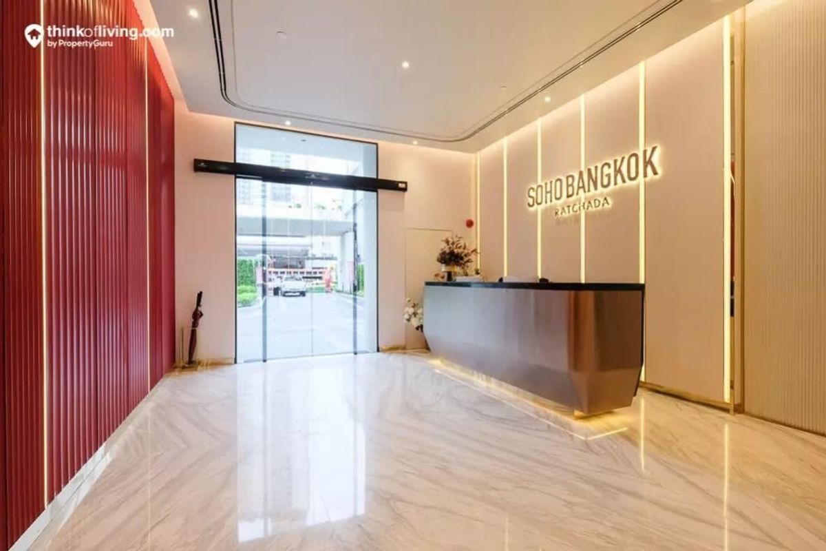 For RentCondoRatchadapisek, Huaikwang, Suttisan : 🔥For urgent rent🔥Soho Bangkok Ratchada near MRT Huai Khwang, extra large room size, Low Floor (foreigners welcome)