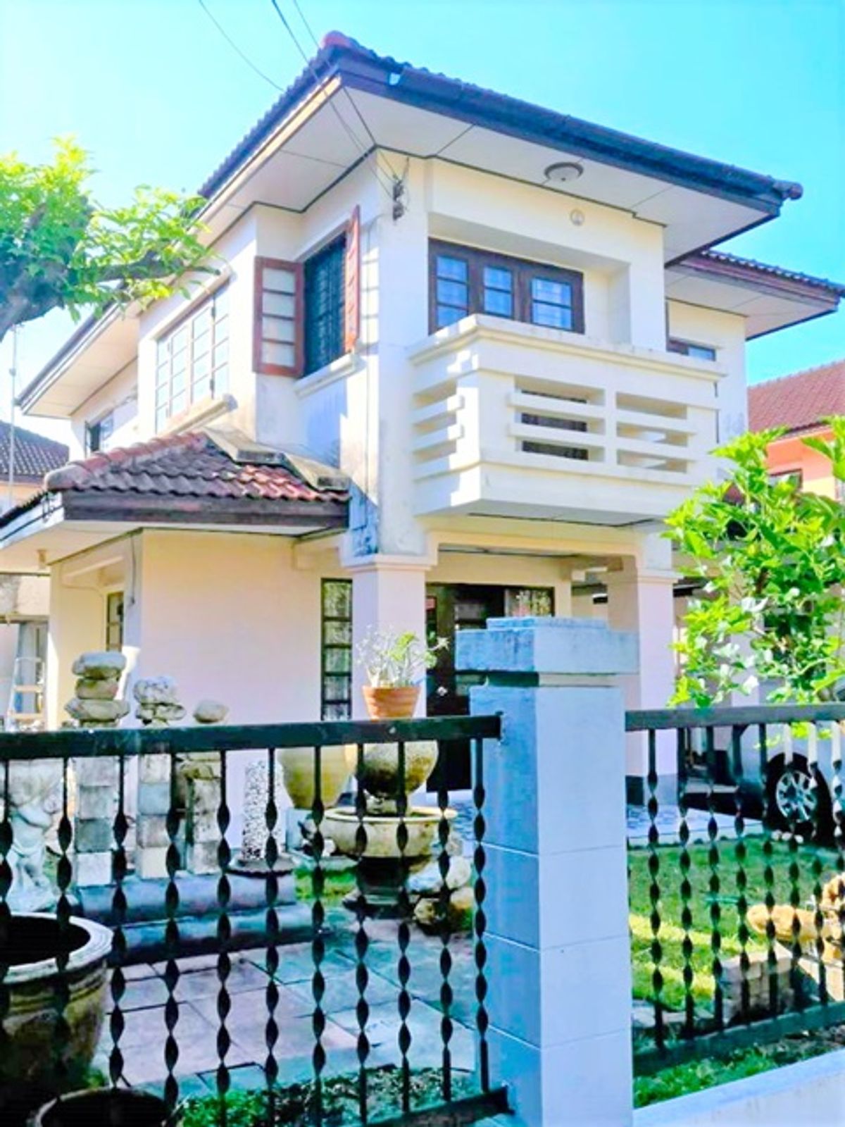 For RentHouseHatyai Songkhla : Central Hat Yai 5 km Big C Hat Yai 2 1.2 km. Very big 92 sq.w. 202 sqm. Detached house, Kanchanawanit Road 4, 3 water. Hat Yai, 3.5 km.