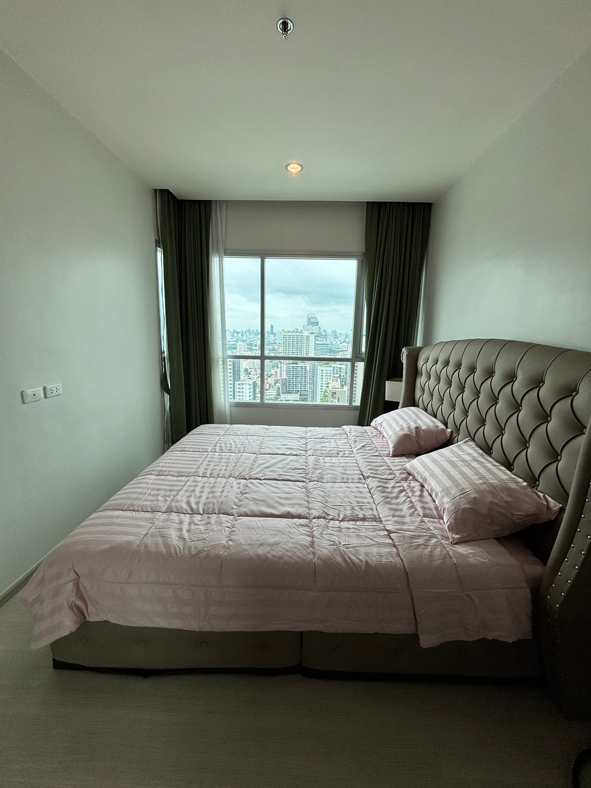 CondoRatchadapisek, Huaikwang, Suttisan : Sell/Rent Condo Life Ratchadaphisek Building B 34