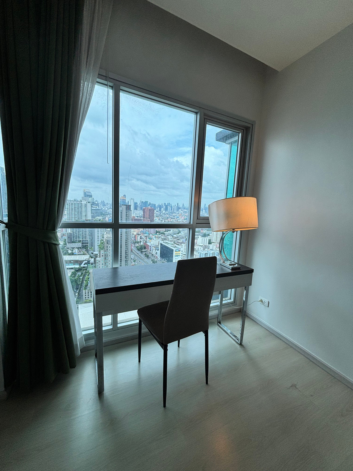 CondoRatchadapisek, Huaikwang, Suttisan : Sell/Rent Condo Life Ratchadaphisek Building B 34