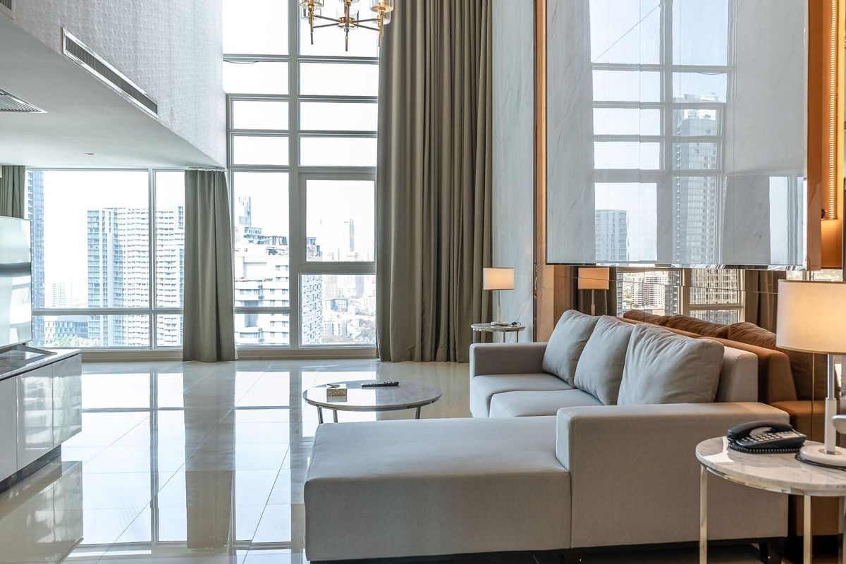 ให้เช่าคอนโดสุขุมวิท อโศก ทองหล่อ : Jasmine Sukhumvit 59: 3bed 3bath 165sqm. 165,000/mth Am: 0656199198