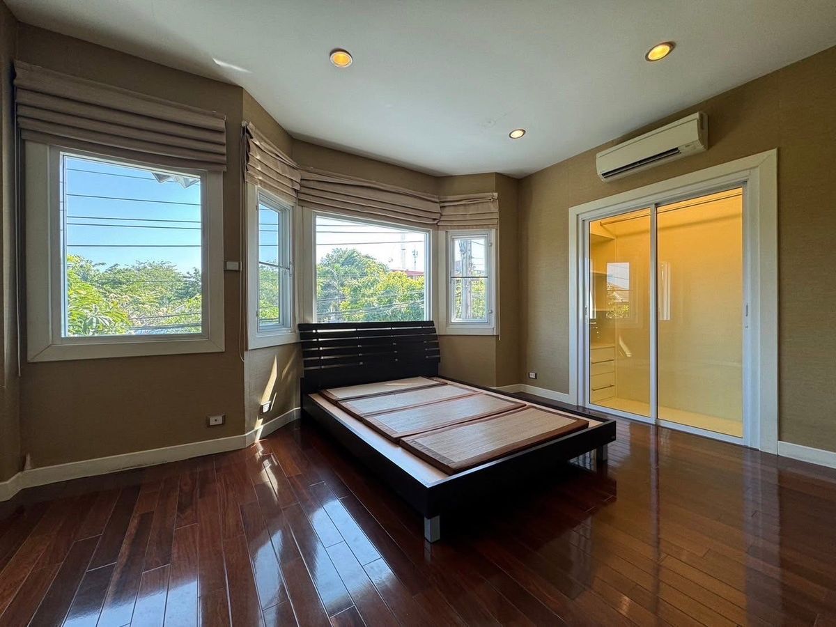 ขายบ้านเกษตร นวมินทร์ ลาดปลาเค้า : 📢👇 บ้านเดี่ยว ราคาดี ในทำเลที่ดี สะดวกสบายในการเดินทางและใกล้แหล่งอำนวยความสะดวก 