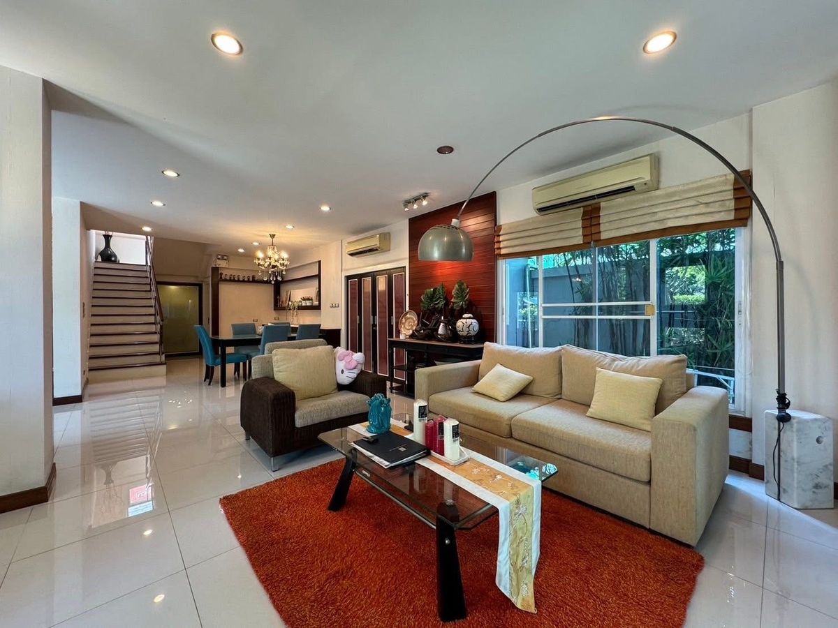 ขายบ้านเกษตร นวมินทร์ ลาดปลาเค้า : 📢👇 บ้านเดี่ยว ราคาดี ในทำเลที่ดี สะดวกสบายในการเดินทางและใกล้แหล่งอำนวยความสะดวก 