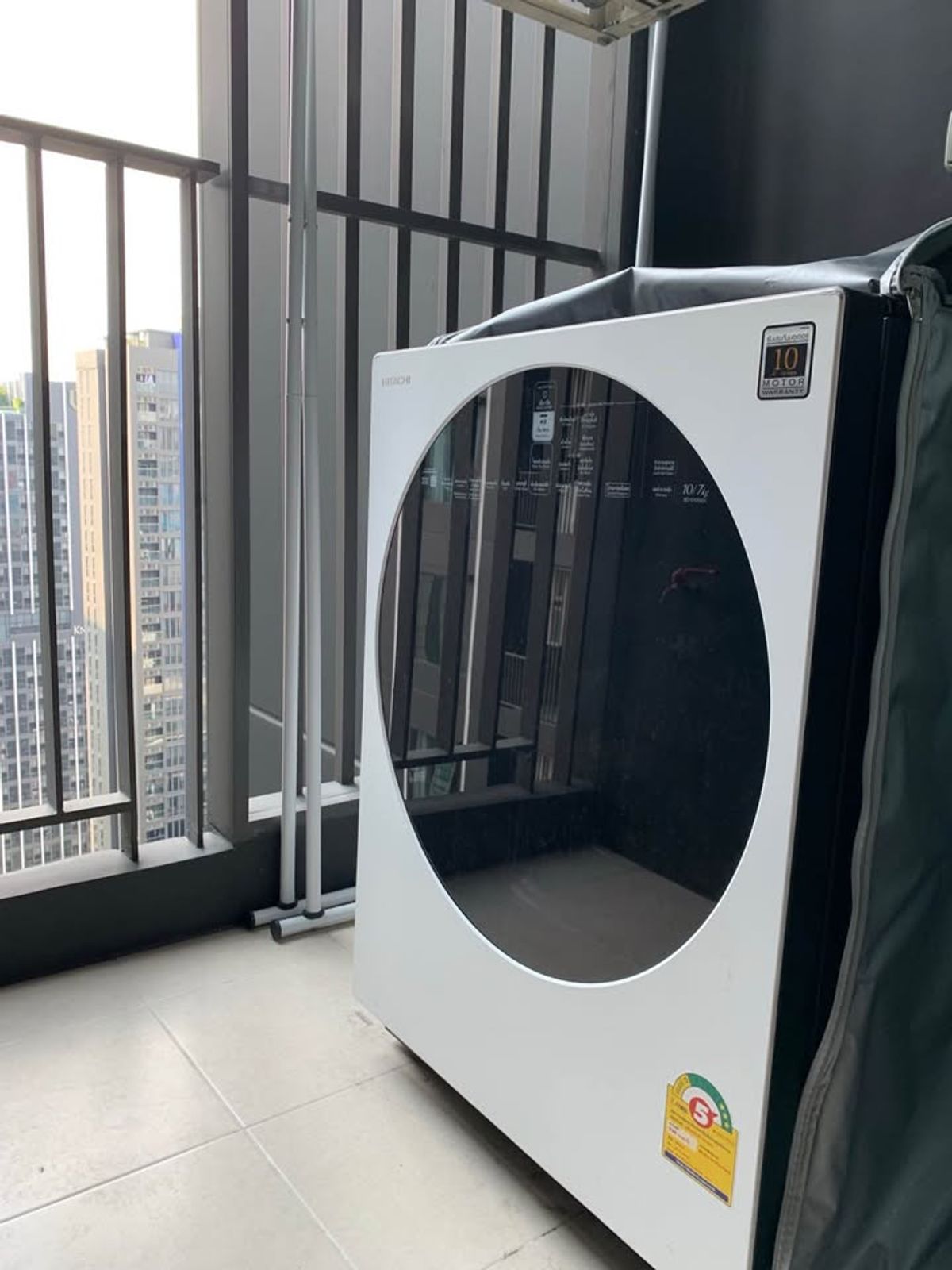 ให้เช่าคอนโดพระราม 9 เพชรบุรีตัดใหม่ RCA : ให้เช่า ไลฟ์ อโศก-พระราม 9 (LIFE ASOKE-RAMA9) ชั้น 37 วิวไม่บล็อก ไพรเวทโซน บิ้วอินทั้งห้อง เพียง 300 เมตร จาก MRT พระราม 9