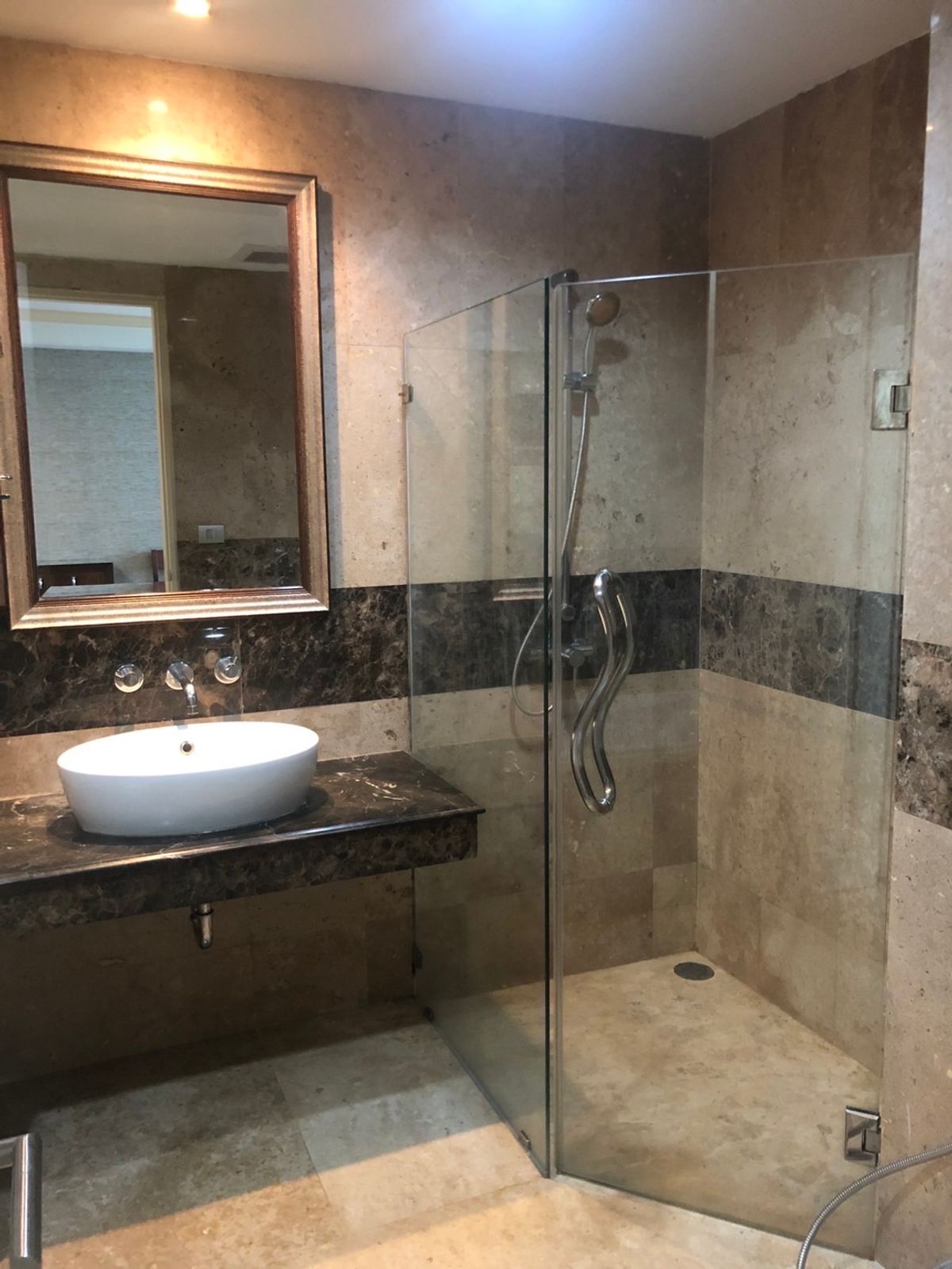 For SaleCondoSathorn, Narathiwat : 📢👇 Only minor damage , has been structurally inspected by an engineer and result shows that it is safe. Worth for living or investing as in good area and location 