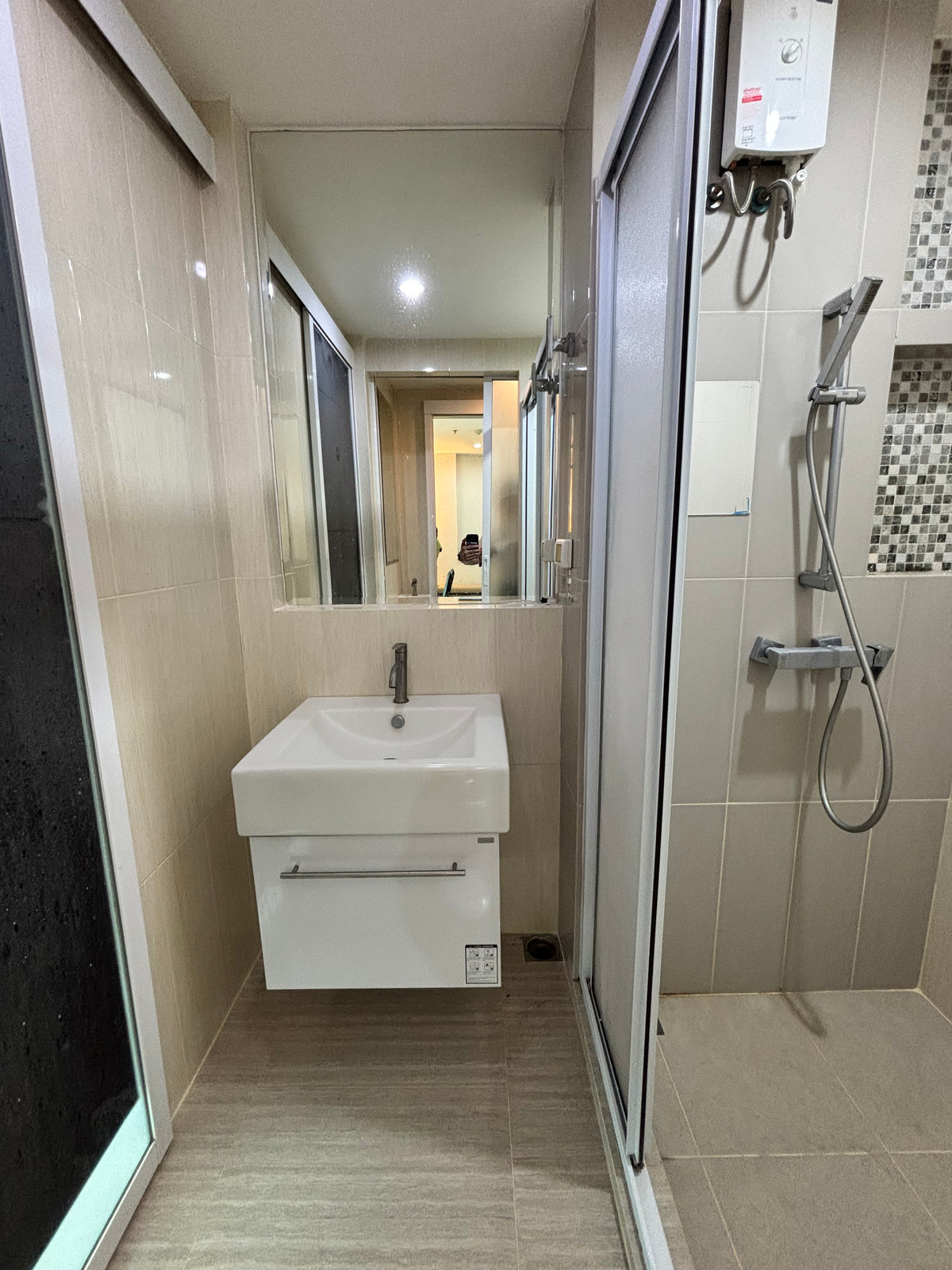 CondoRatchadapisek, Huaikwang, Suttisan : Sell/Rent Condo Life Ratchadaphisek Building B 34