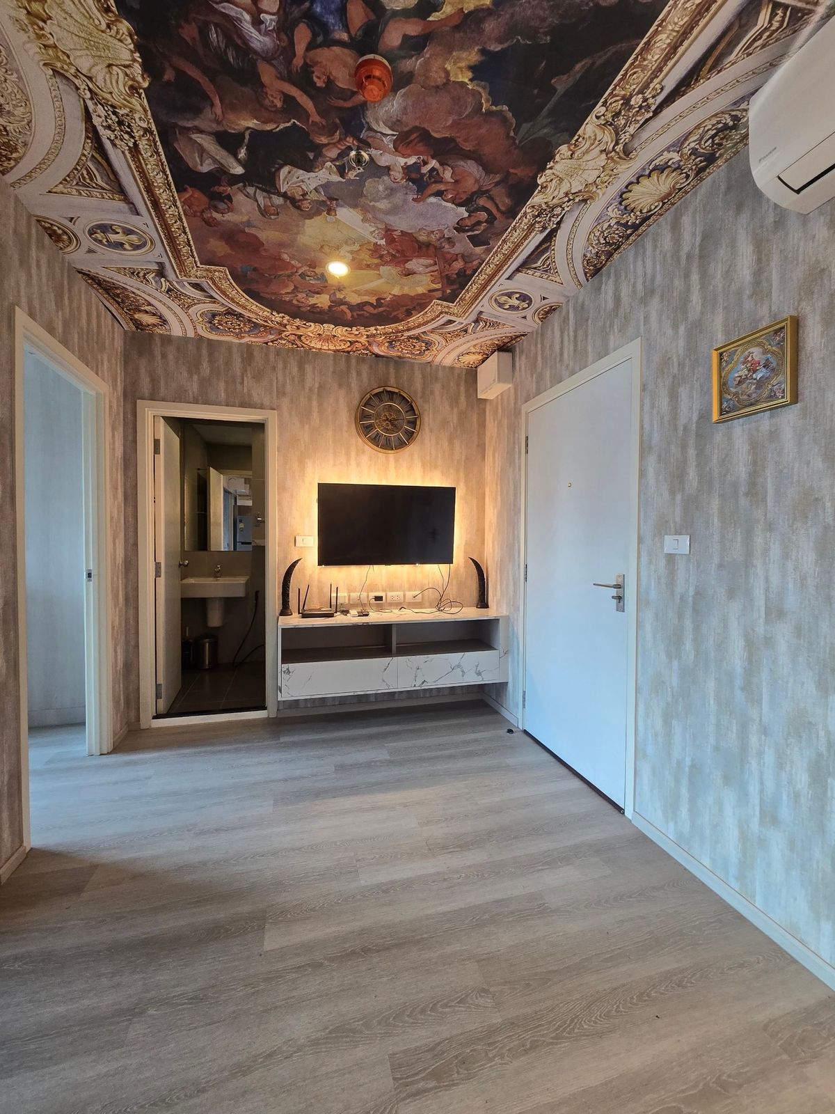 For RentCondoThaphra, Talat Phlu, Wutthakat : 📍 Ready to stay near the condo near 🚄 BTS Wutthakat 500 meters, decorated in the Greek style of Roman Louis, Elio Sathorn Wutthakat Project