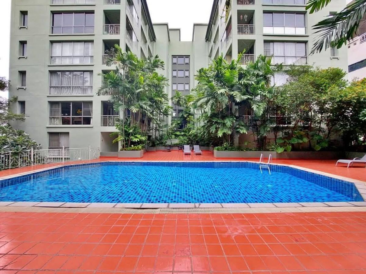 For SaleCondoSukhumvit, Asoke, Thonglor : Opportunities are the owner of a condo near BTS 🚄 Thonglor with a price of 2.9 million. Contact Aey Aey 📞/Line: 093-939-7861 *** The room must be decorated by yourself ***