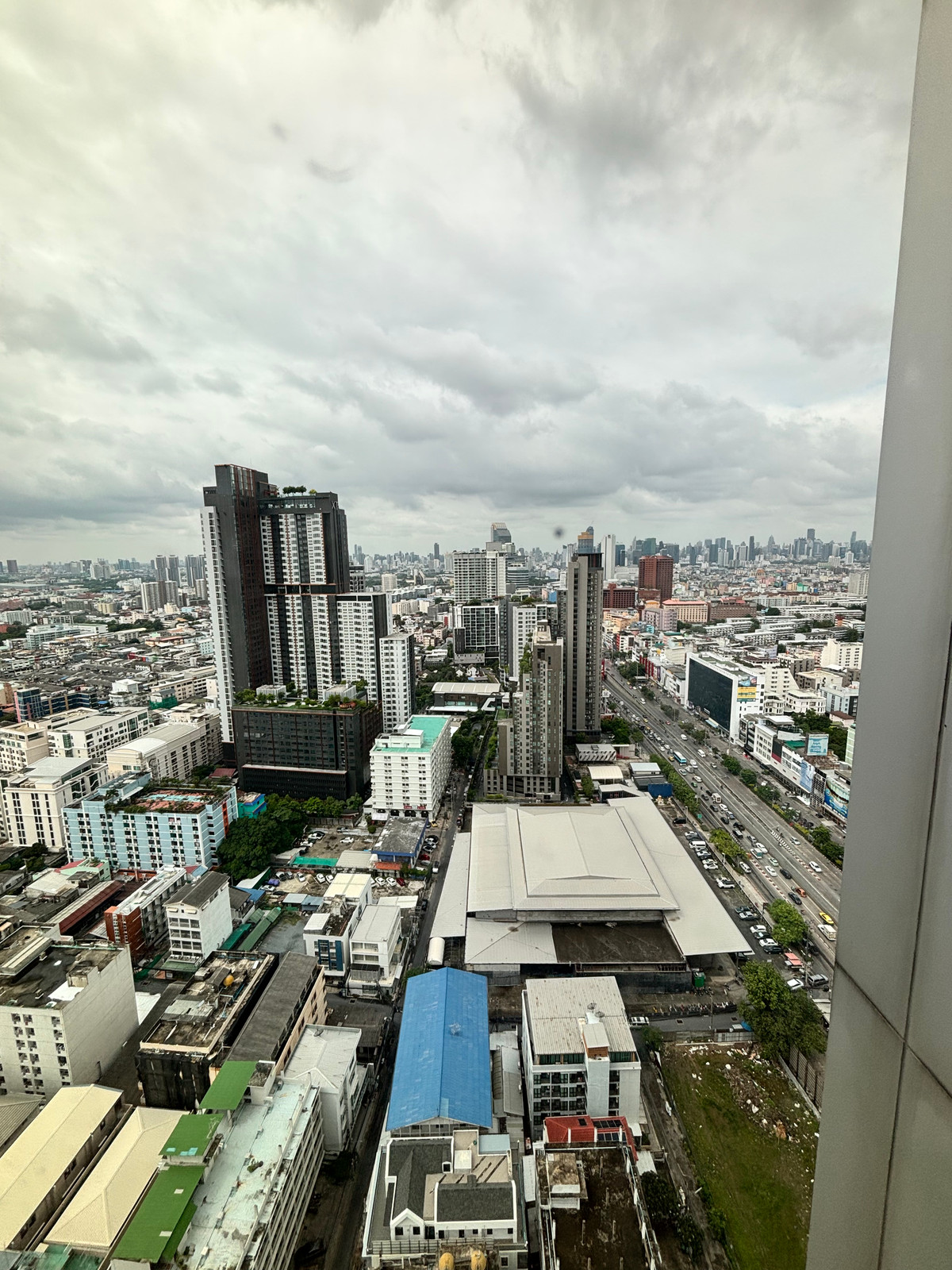 CondoRatchadapisek, Huaikwang, Suttisan : Sell/Rent Condo Life Ratchadaphisek Building B 34