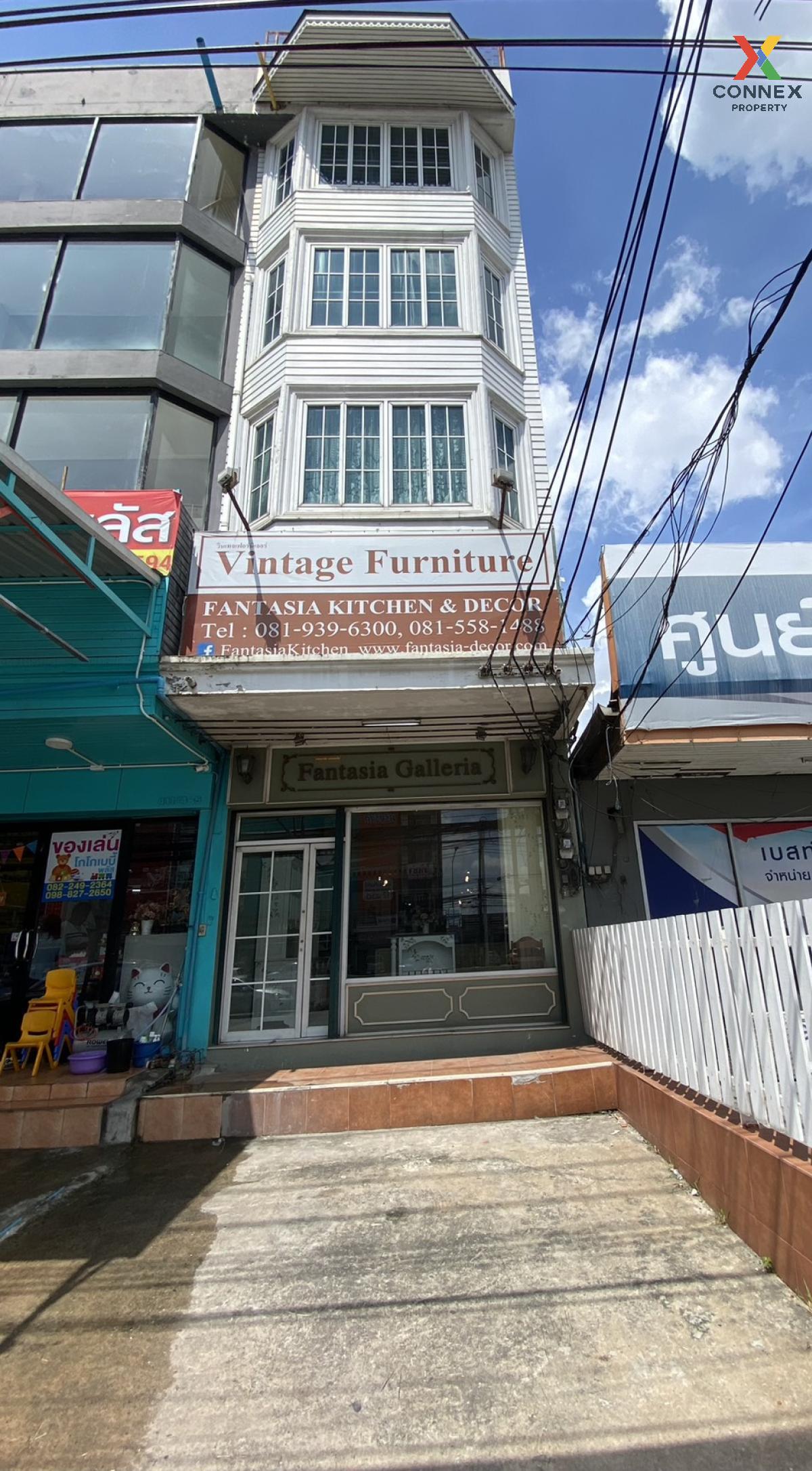 For SaleShop HouseSamut Prakan,Samrong : For Sale 4-storey commercial building, Srinakarin Road , Samrong Nuea , Mueang Samut Prakan , Bangkok , CX-119309