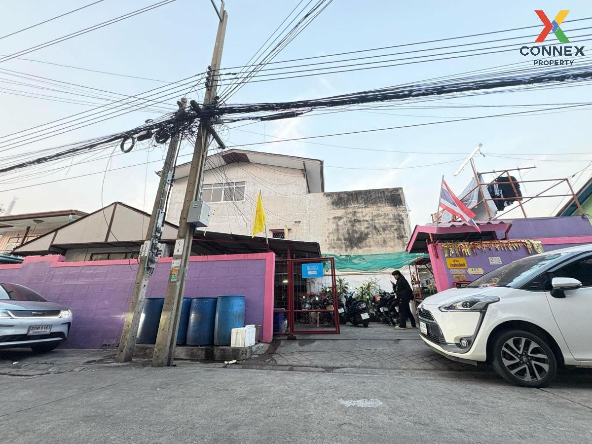 For SaleHotel&Apartment BusinessSathorn, Narathiwat : For Sale Apartment Building Soi Nonthri 14 , Duplex , wide frontage , Chong Nonsi , Yannawa , Bangkok , CX-119189