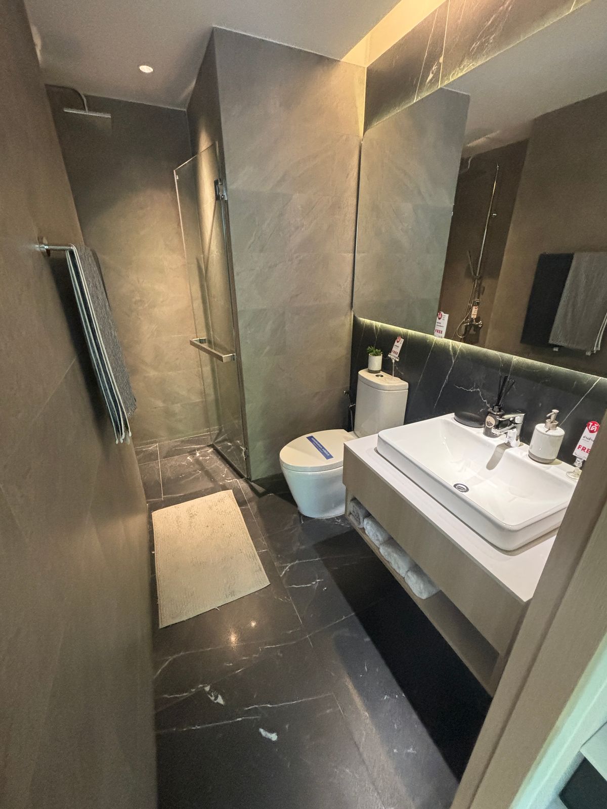 ขายคอนโดอ่อนนุช อุดมสุข : 🔥FQ  *Fully Fitted ขายด่วน Skyrise Avenue Sukhumvit 64  ชั้น 12  ขนาด 28 Sqm ราคาเพียง 2.65 M เท่านั้น [YBp250401]