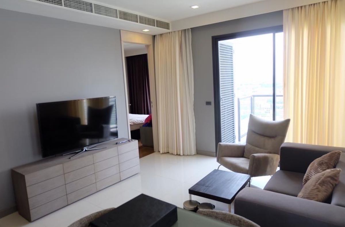 For RentCondoRatchathewi,Phayathai : 🏙 M Phayathai - Luxury Condo in the heart of the city Near Victory Monument! Decorated with full location, good location, easy to travel.