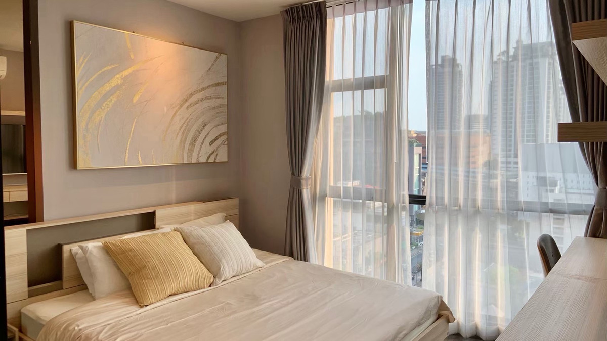 For RentCondoSukhumvit, Asoke, Thonglor : 🎁 Ready to stay 🍀RHYTHM Ekkamai 🍀Modern Muji🍀studio 32 sqm. 🍀 Floor 29 [+] Wifi for free 🎁