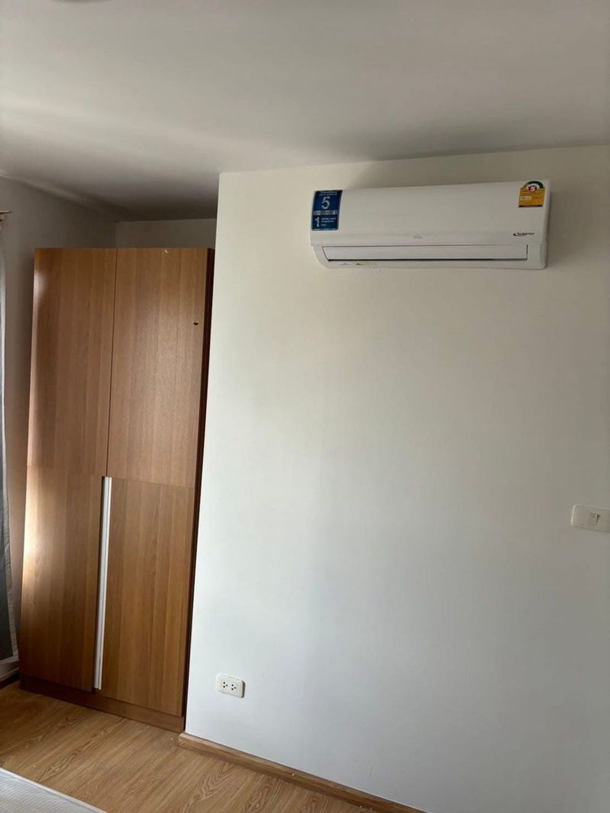 ให้เช่าคอนโดนนทบุรี บางใหญ่ บางบัวทอง : ให้เช่า ดีคอนโด รัตนาธิเบศร์ เลขที่ 115/125