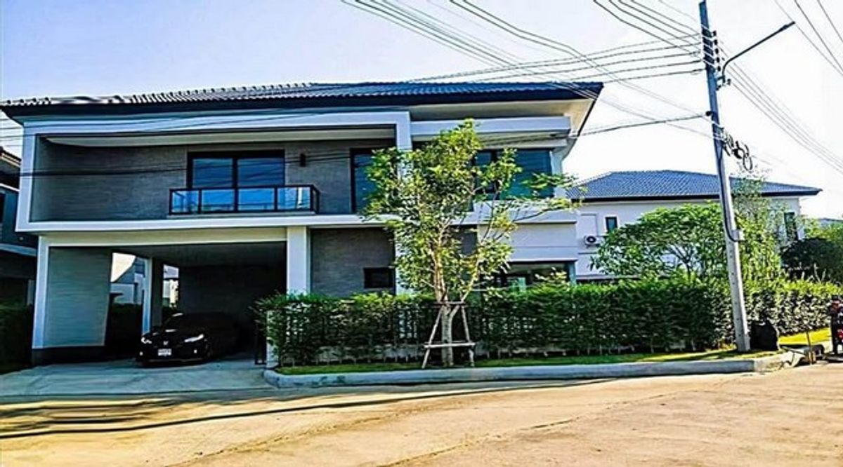 ให้เช่าบ้านพระราม 5 ราชพฤกษ์ บางกรวย : HR2388ขายและให้เช่าบ้านเดี่ยว โครงการ Centro ราชพฤกษ์-สวนผัก หลังมุม เหมาะอยู่อาศัย เดินทางสะดวก