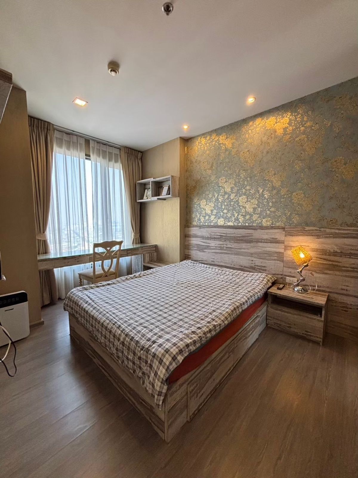 ให้เช่าคอนโดวงเวียนใหญ่ เจริญนคร : ✨ ให้เช่า Nye by Sansiri | ห้องสวยแต่งครบ 🛋️ ชั้นสูง วิวดี 🌇 เดินถึง BTS วงเวียนใหญ่ 🚆 พร้อมอยู่ ราคาน่ารัก 💖