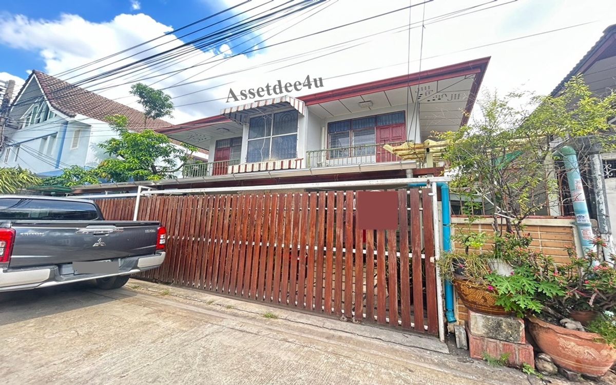 For RentHouseRatchadapisek, Huaikwang, Suttisan : บ้านเช่าสุทธิสาร บ้านเช่าอินทามระ House near the BTS for rent, 2 -story house, area of ​​66 sq.w., Inthamara Sutthisan area, near MRT