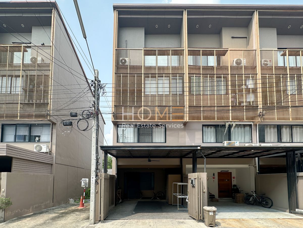 ขายทาวน์โฮมแจ้งวัฒนะ เมืองทอง : เฮ้าส์ นิช แจ้งวัฒนะ / 3 ห้องนอน (ขาย), Haus Niche Chaengwattana / 3 Bedrooms (SALE) GOLF016
