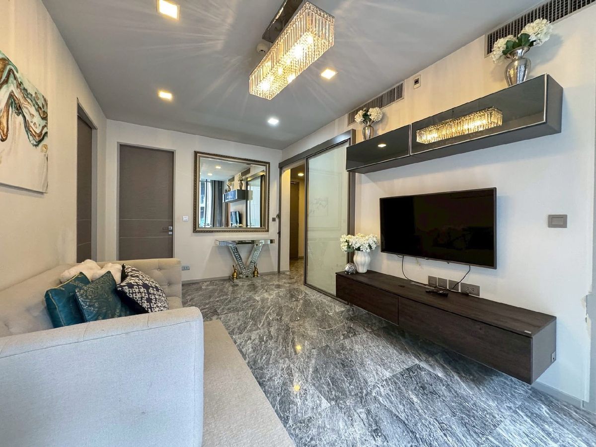 ให้เช่าคอนโดสุขุมวิท อโศก ทองหล่อ : Luxury (Pet Friendly) Low-Rise 2Bed 2Bath 77Sq.m 78,000 THB 