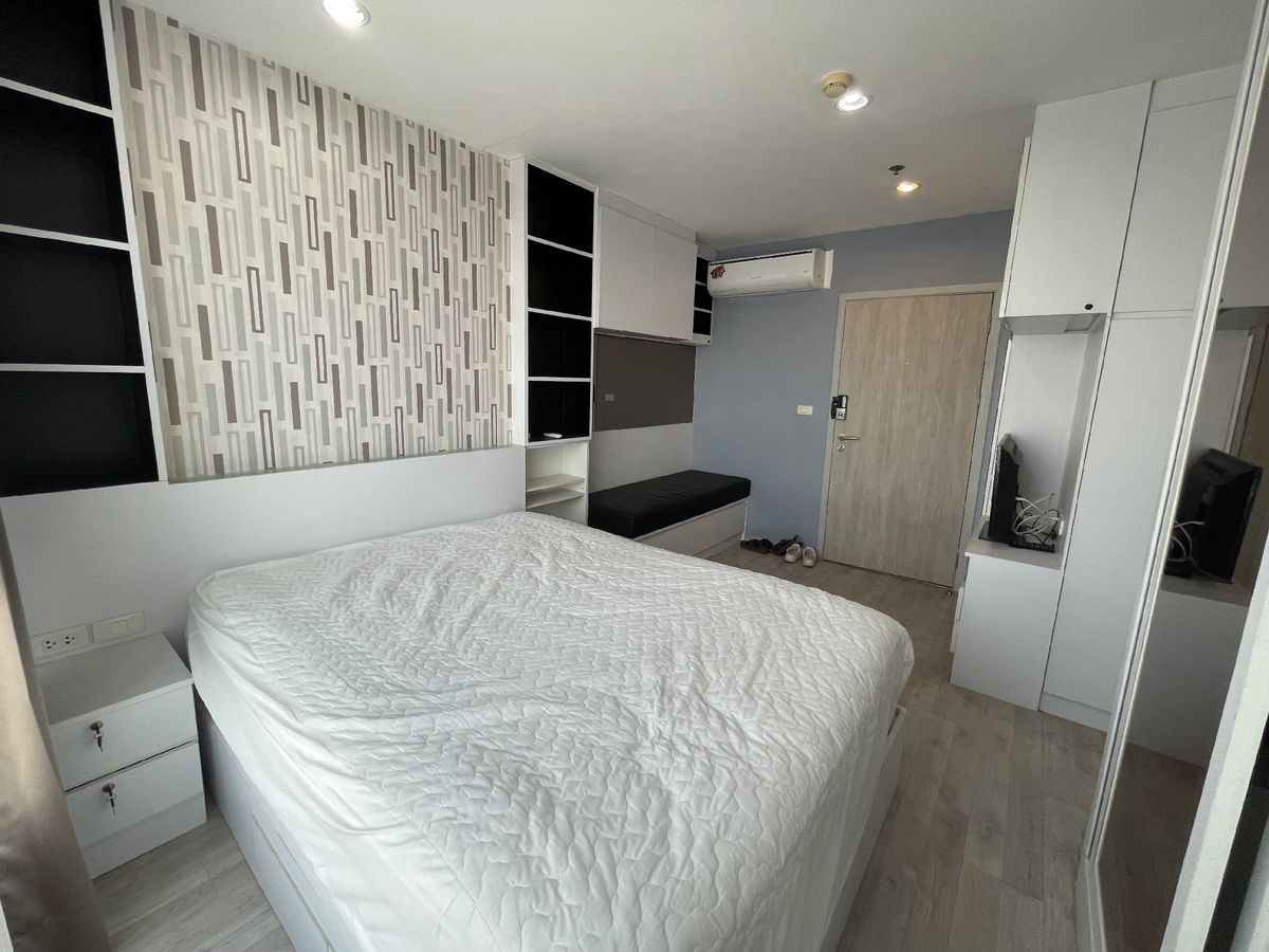 For SaleCondoPinklao, Charansanitwong : Condo for sale, ID Omobi Charan-Interchange Ideo Mobi Charan-International