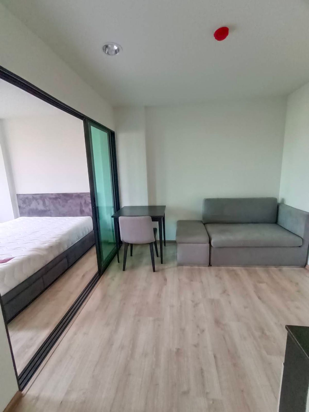 For RentCondoRama9, Petchburi, RCA : V / Rise Rama 9 Condo Rental