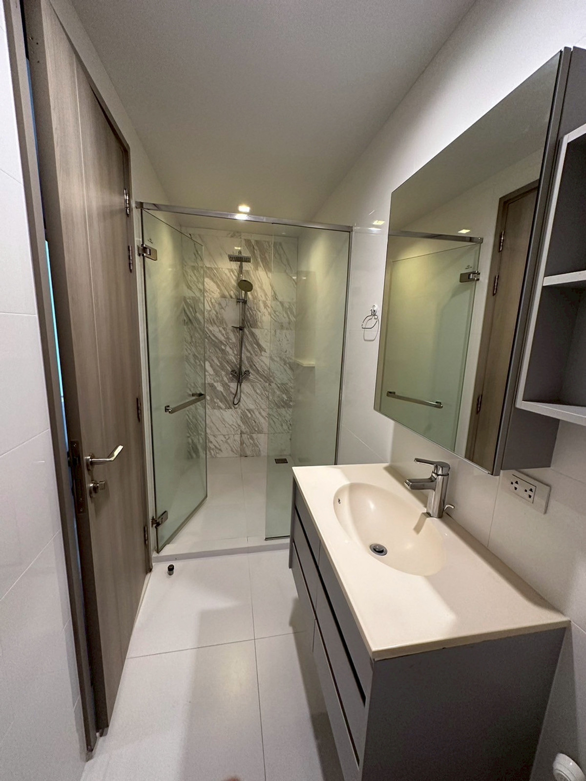 ให้เช่าคอนโดสุขุมวิท อโศก ทองหล่อ : 🌟 GT15758 | HQ Thonglo by Sansiri For Rent