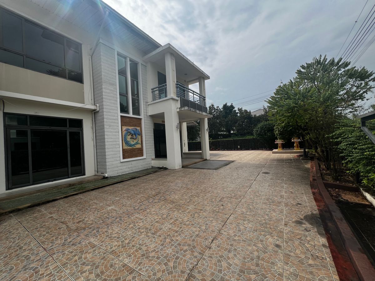 For SaleHouseNonthaburi, Bang Yai, Bangbuathong : Large House, Maniya Rattanathibet