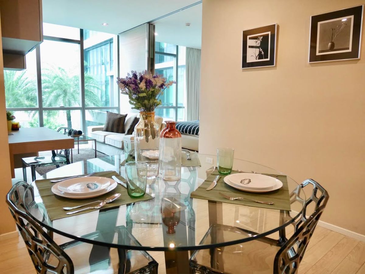 For RentCondoSukhumvit, Asoke, Thonglor : Rent a beautiful room in the heart of Asoke (1 bedroom 50 sq.m.) Contact Aey 📞/Line: 093-939-7861