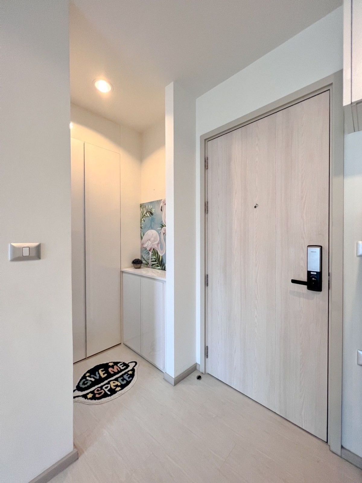 ให้เช่าคอนโดสุขุมวิท อโศก ทองหล่อ : *FOR RENT* Rhythm Sukhumvit 42  (PTR1070)