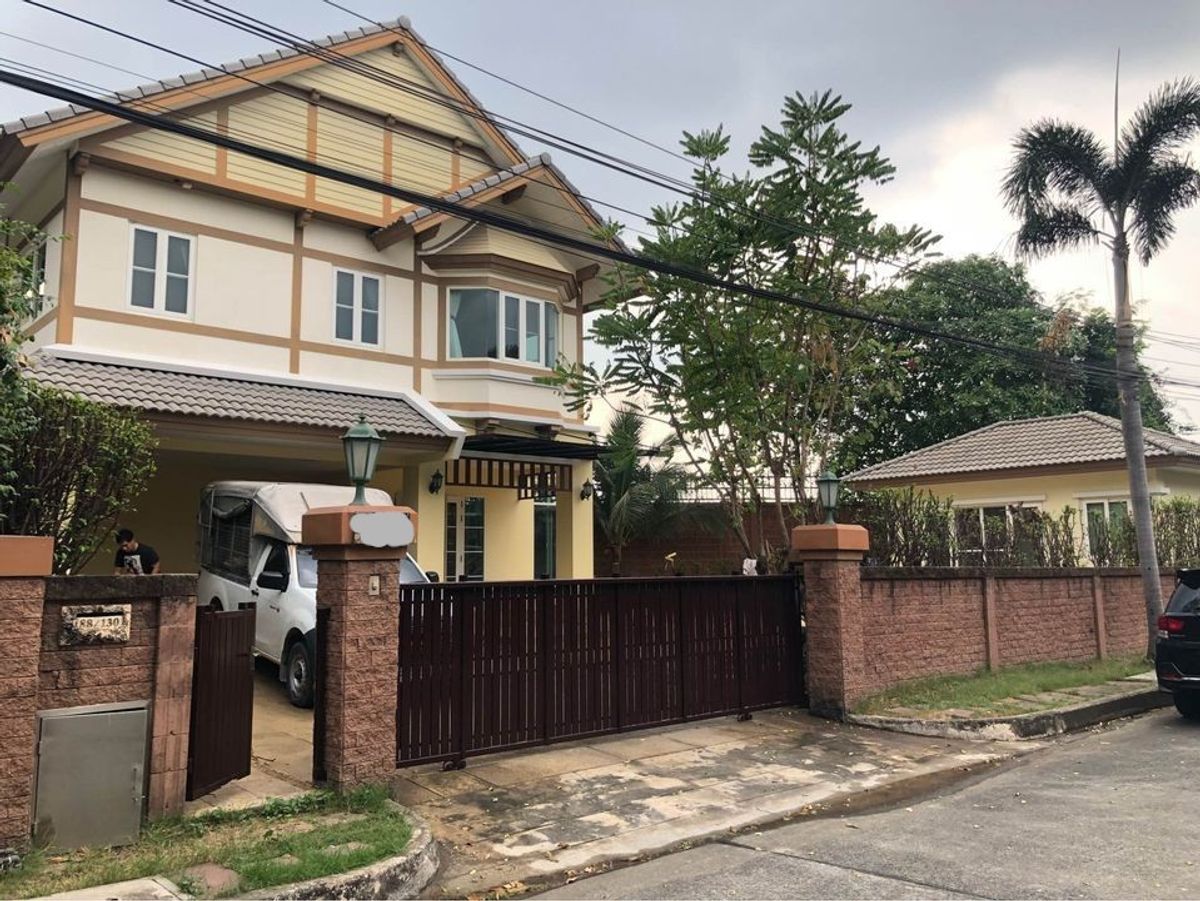 ให้เช่าบ้านนนทบุรี บางใหญ่ บางบัวทอง : บ้านหลังมุม ขนาด 80ตรว. 3ห้องนอน 4ห้องน้ำ อยู่ ถนนราชพฤกษ์