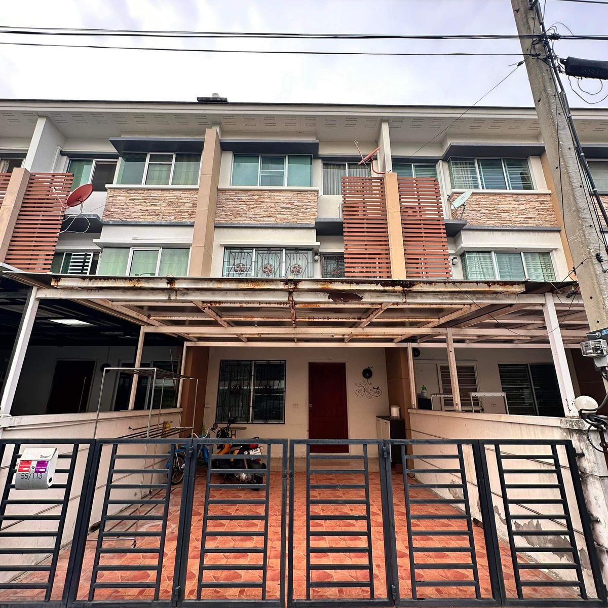 ขายทาวน์โฮมเกษตร นวมินทร์ ลาดปลาเค้า : ทาวน์พลัส เกษตร - นวมินทร์ / 3 ห้องนอน (ขาย), Town Plus Kaset - Nawamin / 3 Bedrooms (FOR SALE) PIK027