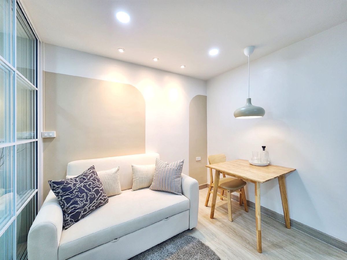 For SaleCondoBang Sue, Wong Sawang, Tao Pun : The condo is ready to move in. The price is cheaper than the rental price. Just install the installment of 5,000 baht. Carry the bag. Full system