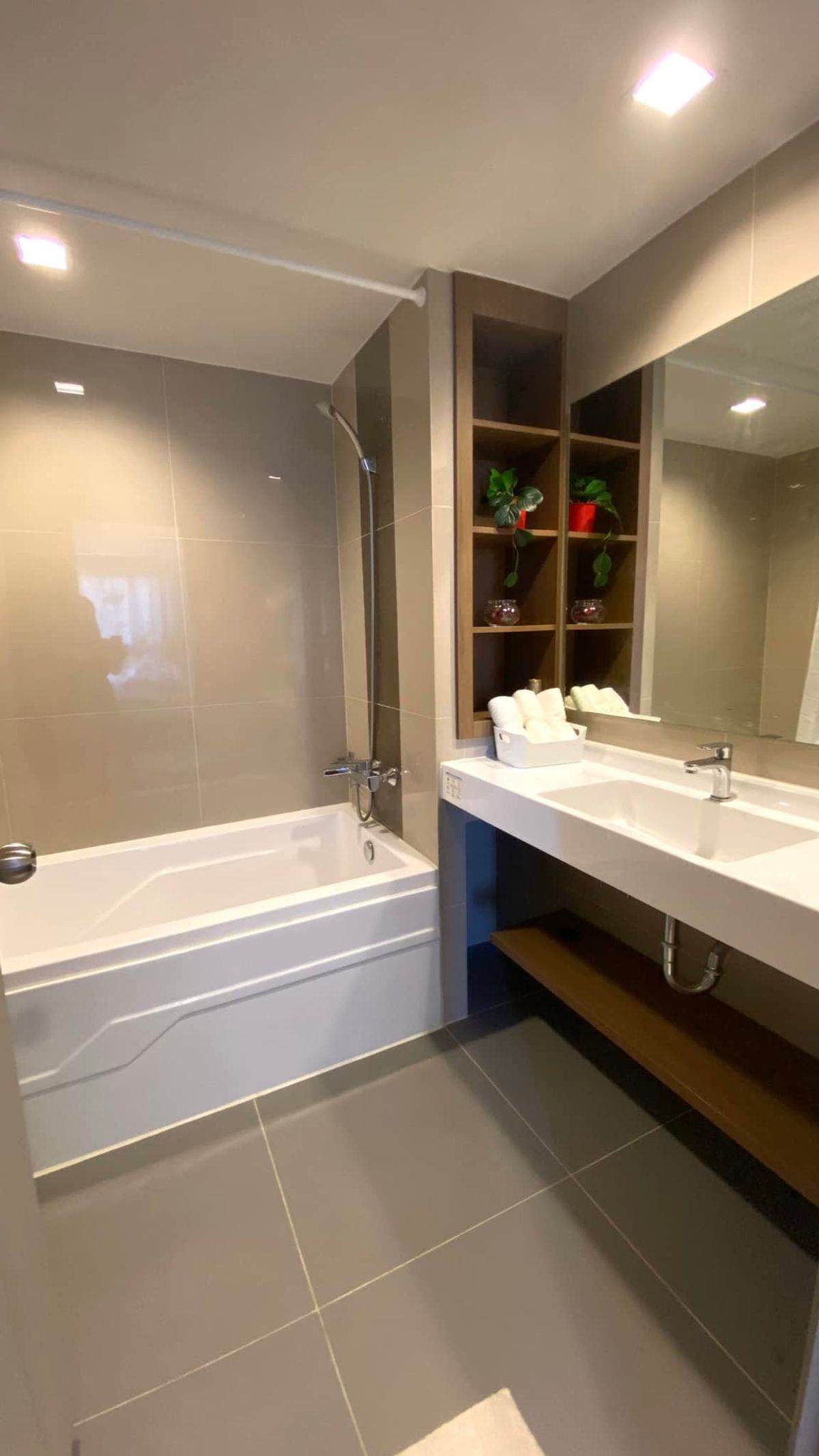 For SaleCondoOnnut, Udomsuk : Beautiful room, full price.