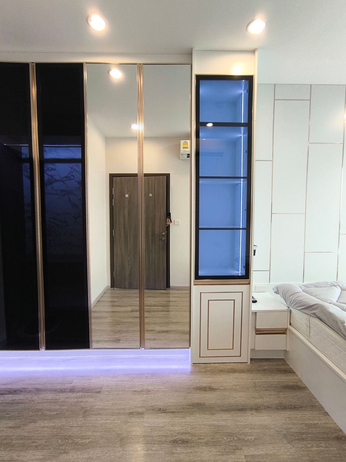 For RentCondoOnnut, Udomsuk : For rent- 1 BR 36 sqm Fully furnish at Ideo Mobi Sukhumvit 66 BTS Udomsuk