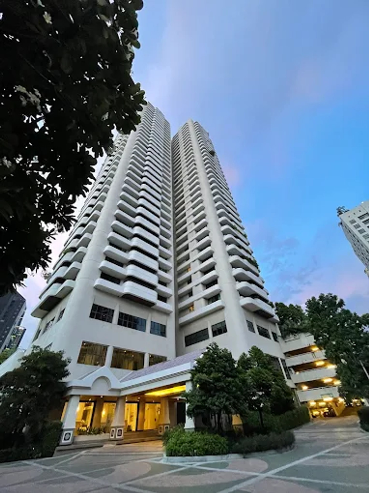 ให้เช่าคอนโดคลองเตย กล้วยน้ำไท : ✨ ห้องร้อนๆ🔥🔥🔥 พร้อมเสิร์ฟ พร้อมเช่าตอนนี้ Tower Park ชั้นสูง วิวสวยไม่มีตึกมาปิดบังสายตา ✔