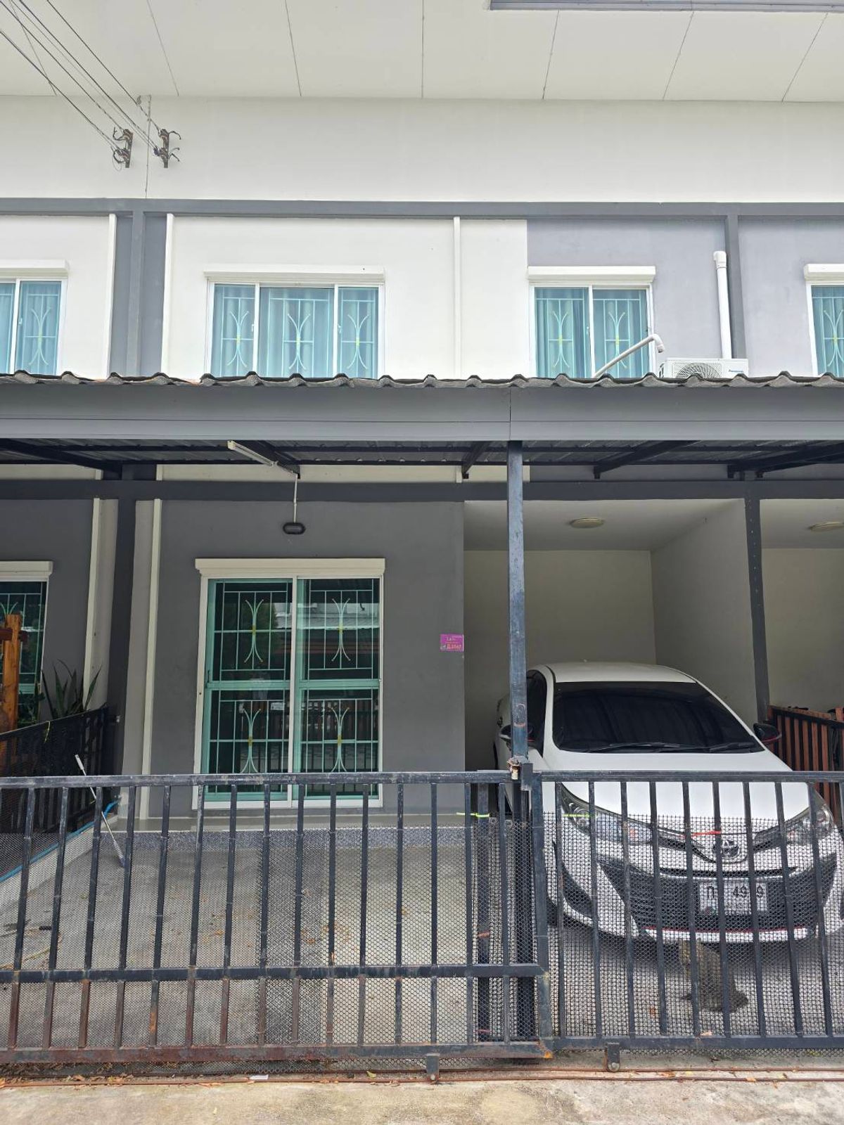 For SaleHousePattaya, Bangsaen, Chonburi : ✨ Beautiful house, ready to be low, near Nick, Amata Nakorn Industrial Estate, 2 -story townhouse, Lio Brit Metropolitan Village, only 1.58 deleted.‼ ️
