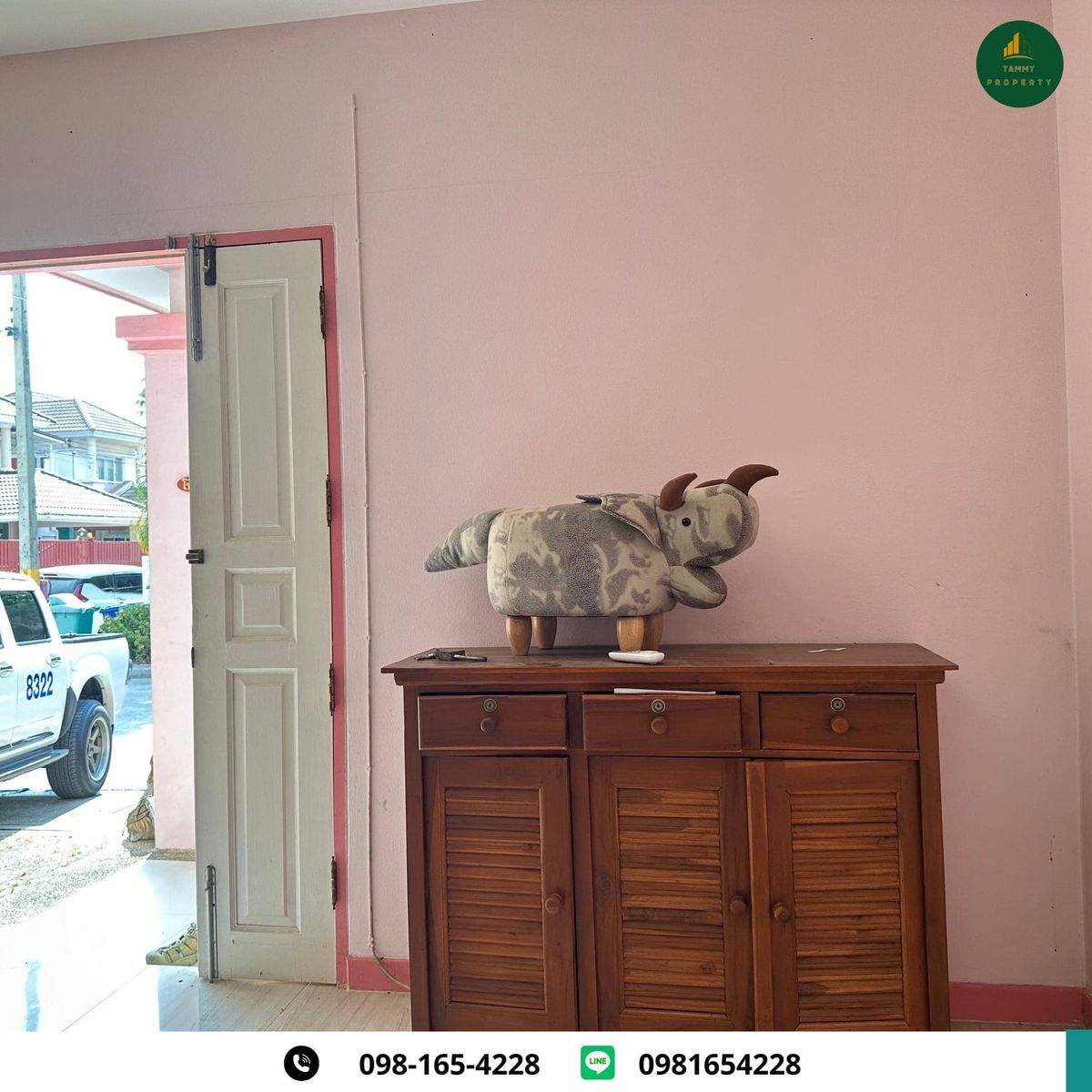 ขายบ้านลาดกระบัง สุวรรณภูมิ : บ้านเดี่ยว 2 ชั้น พร้อมอยู่ ทำเลสุดปัง ใกล้ IKEA เมกะบางนา เพียง 4.59 ล้านจ่ายราคานี้ ได้ทำเลแบบนี้ หาไม่ได้อีกแล้ว!