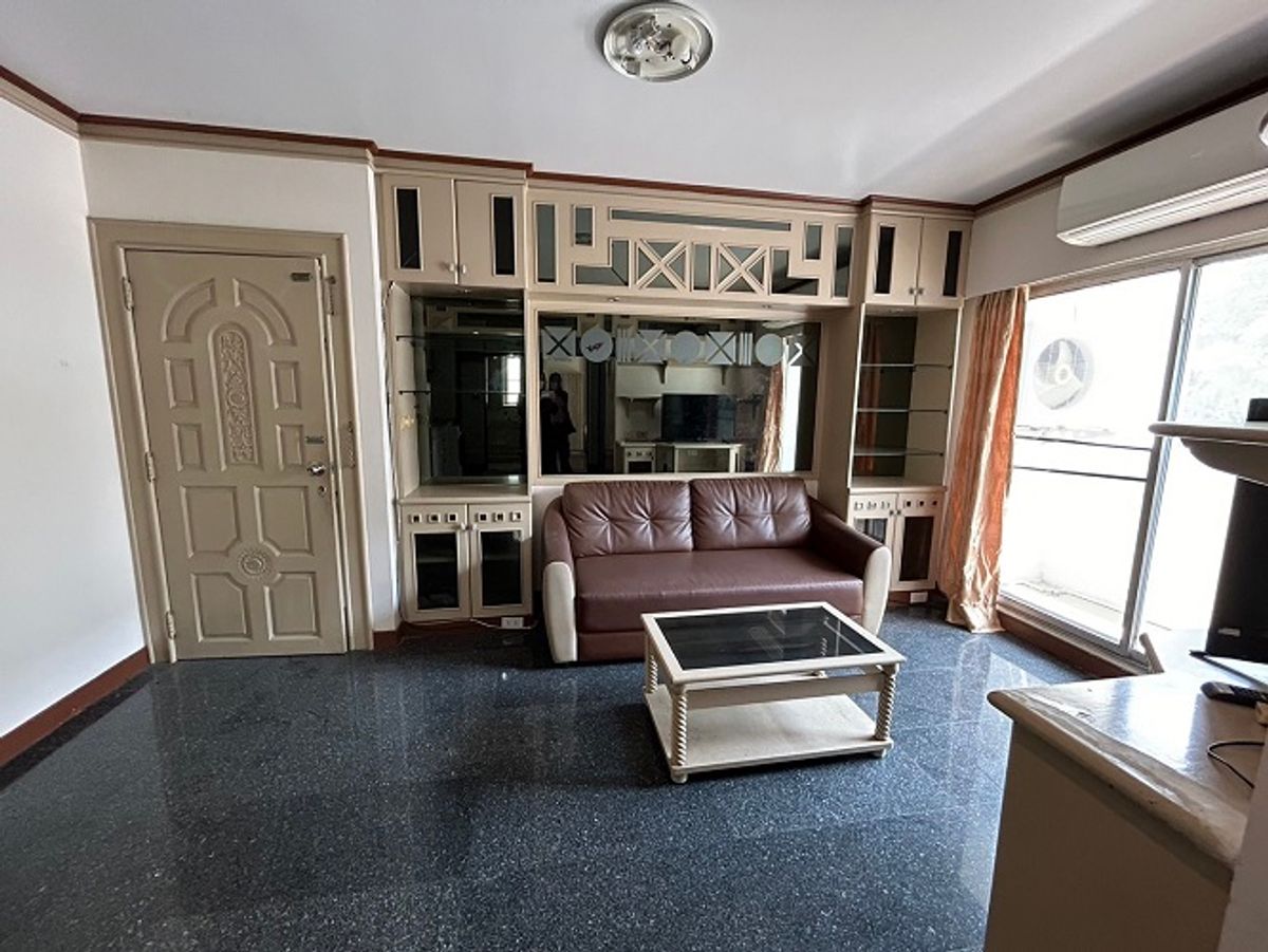 For RentCondoRathburana, Suksawat : Condo for rent, Ban Suan Than Phutthabucha, near Bang Mot University. Beautiful room. There are 2 bedrooms.