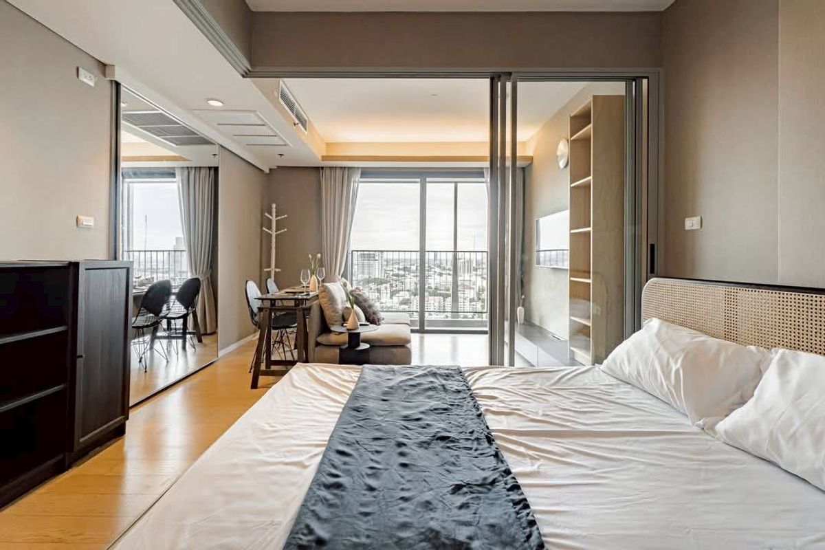 ขายคอนโดอารีย์ อนุสาวรีย์ : Hot deal for sale : Siamese Ratchakru