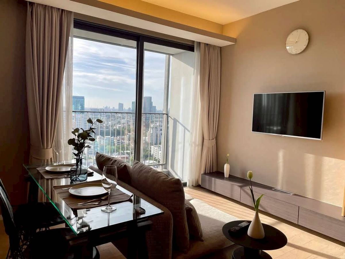 ขายคอนโดอารีย์ อนุสาวรีย์ : Hot deal for sale : Siamese Ratchakru