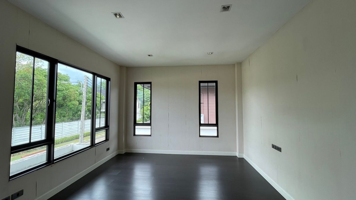 ขายบ้านเชียงใหม่ : ขายบ้านใหม่ เศรษฐสิริ สันทราย เชียงใหม่ 184 ตารางวา