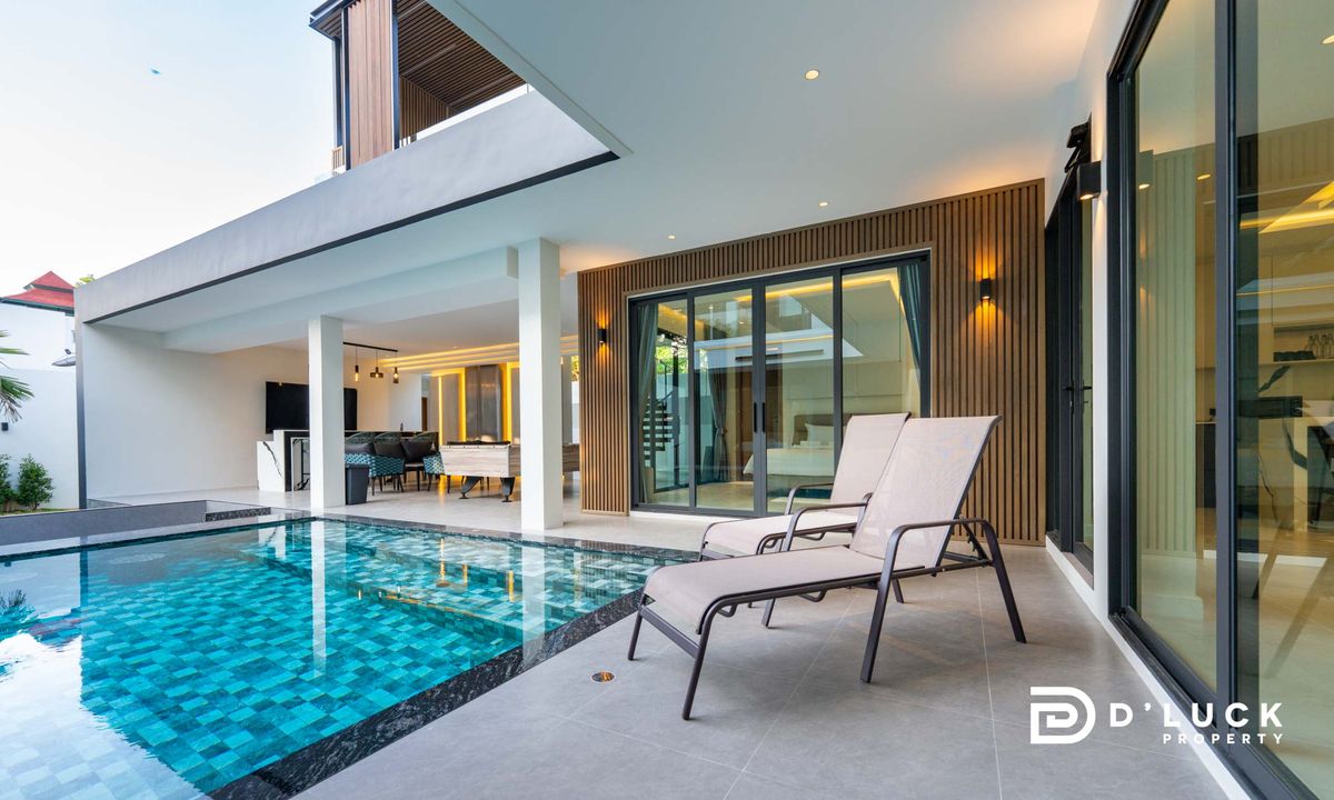 Pattaya, Bangsaen, Chonburi : Selling and renting a house, Pool Villa near the Sea of ​​Jomtien, ready to stay in 7 bedrooms