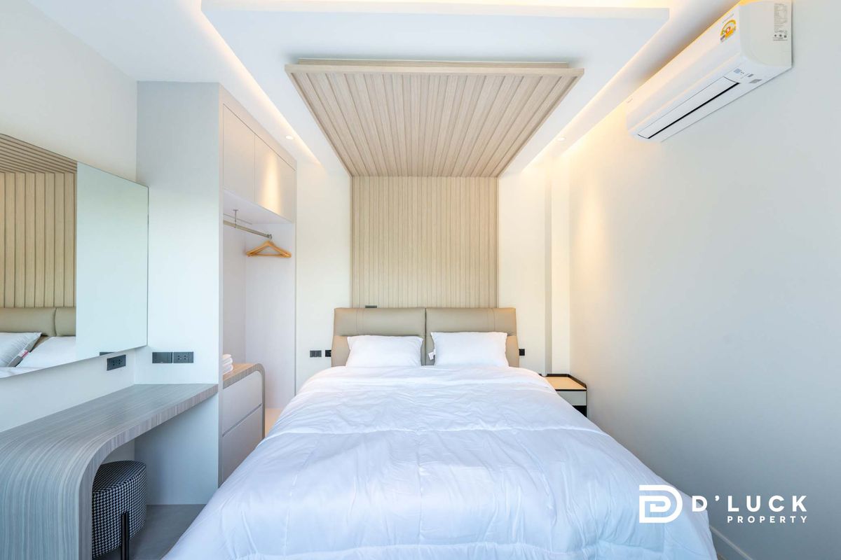 Pattaya, Bangsaen, Chonburi : Selling and renting a house, Pool Villa near the Sea of ​​Jomtien, ready to stay in 7 bedrooms