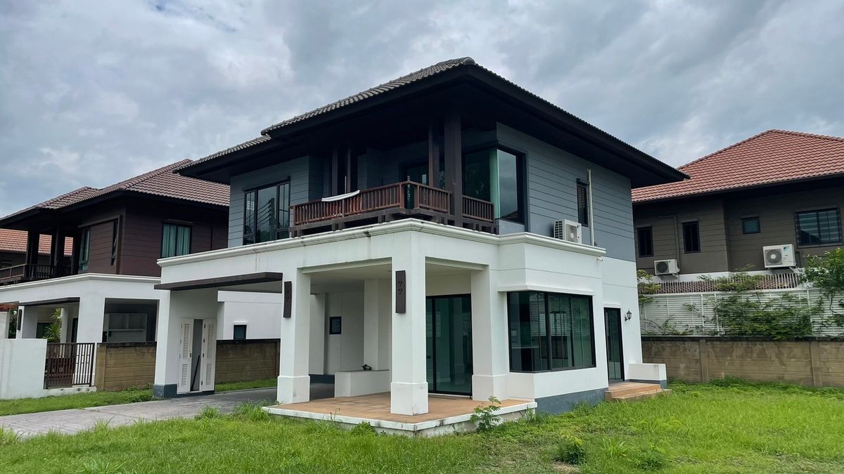 ขายบ้านเชียงใหม่ : ขายบ้านใหม่ เศรษฐสิริ สันทราย เชียงใหม่ 184 ตารางวา