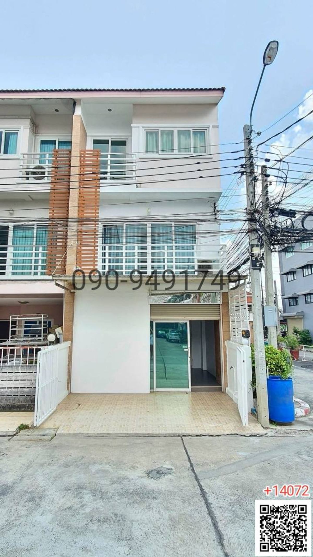 For RentTownhomeVipawadee, Don Mueang, Lak Si : Rent a 3 -story townhome, Home Intaw, Phahonyothin 73, near Don Mueang Airport.