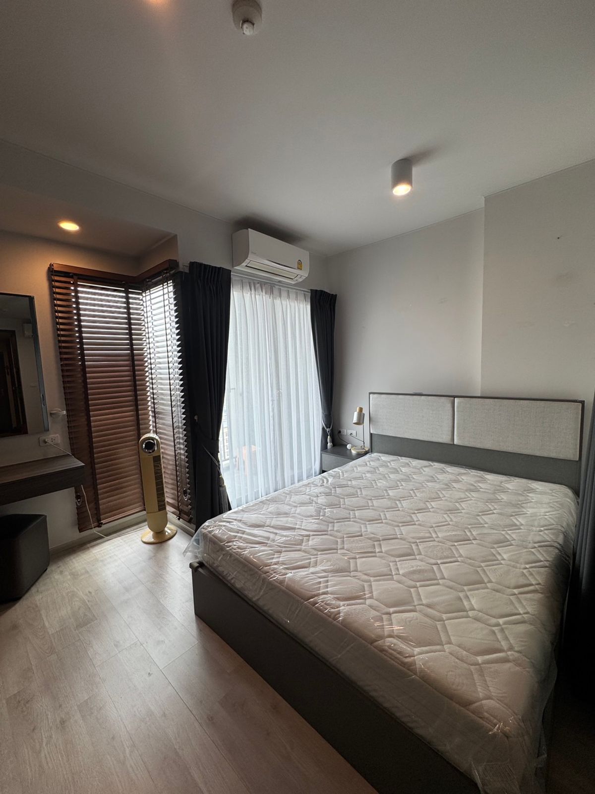 For RentCondoRatchadapisek, Huaikwang, Suttisan : Rent a condo IDEO, Ratchada-Sutthisan, only 450 meters from MRT Sutthisan